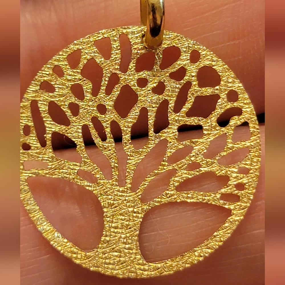 14k yellow gold pendant tree of life